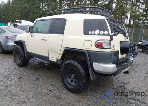 2008 Toyota Fj Cruiser z USA, uszkodzony, nr VIN JTEBU11F08K022677